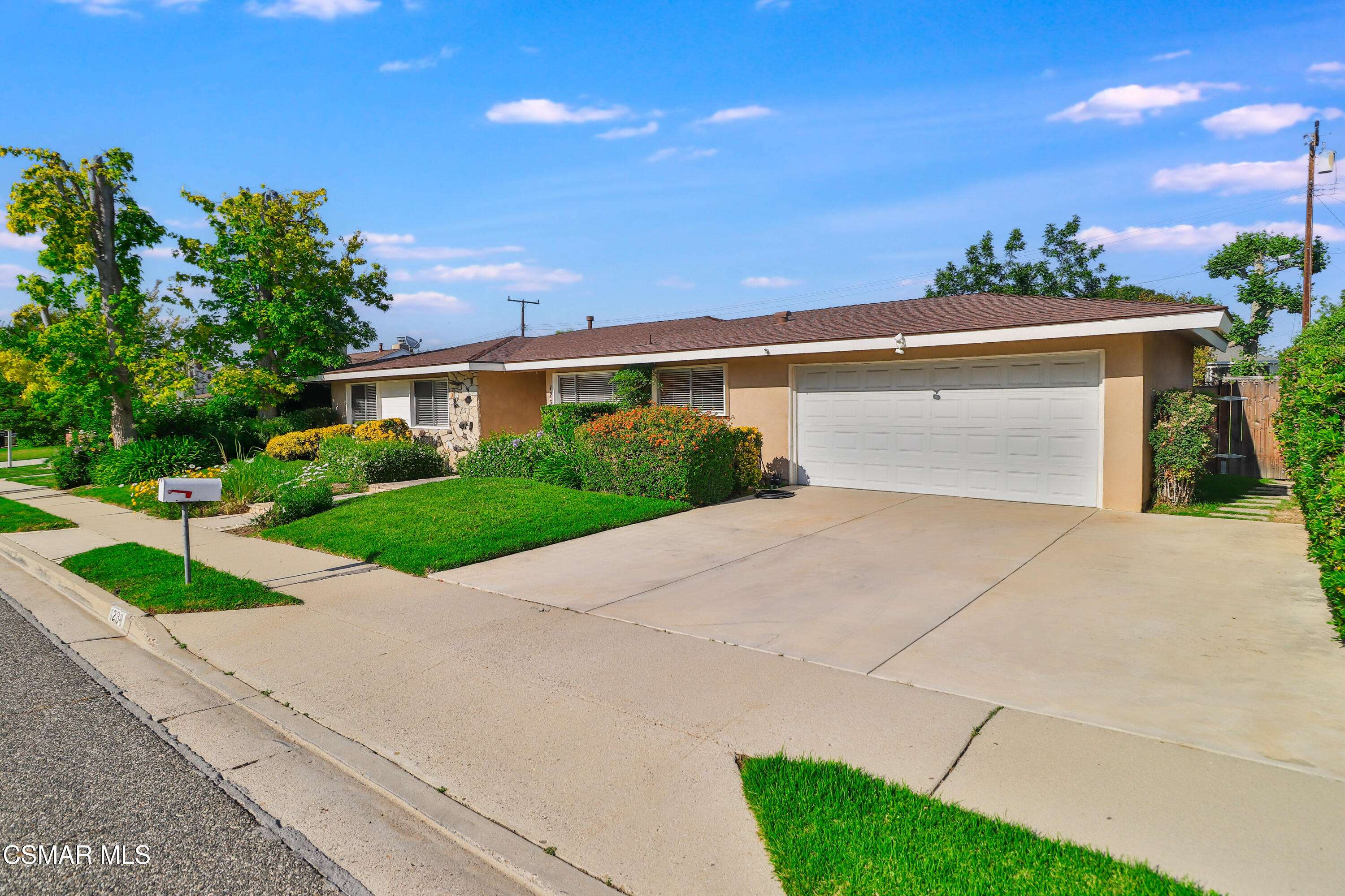 Simi Valley, CA 93065,1234 Lundy Drive