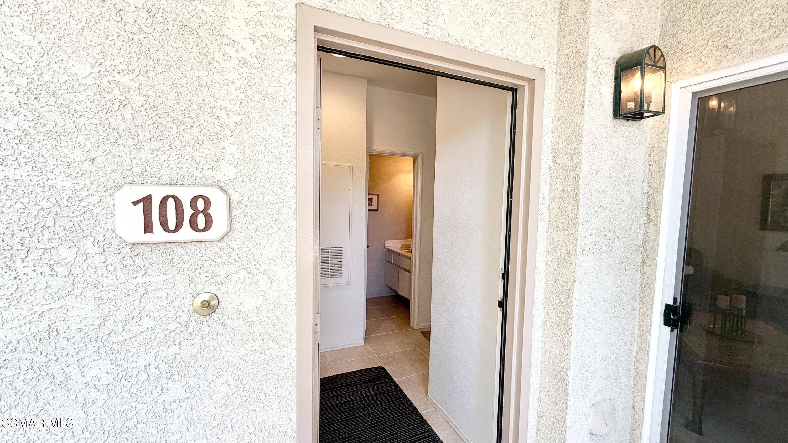 Oak Park, CA 91377,5824 Oak Bend Lane #108