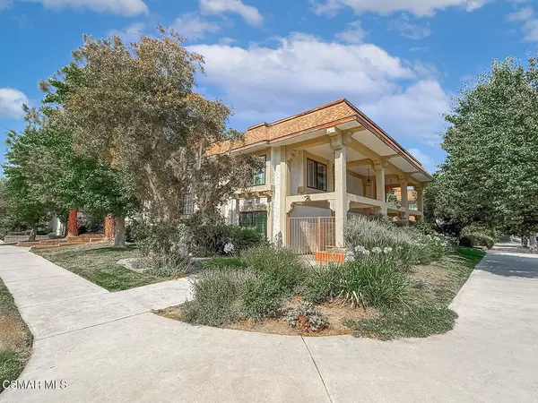 5404 Quakertown Avenue #3, Woodland Hills, CA 91364