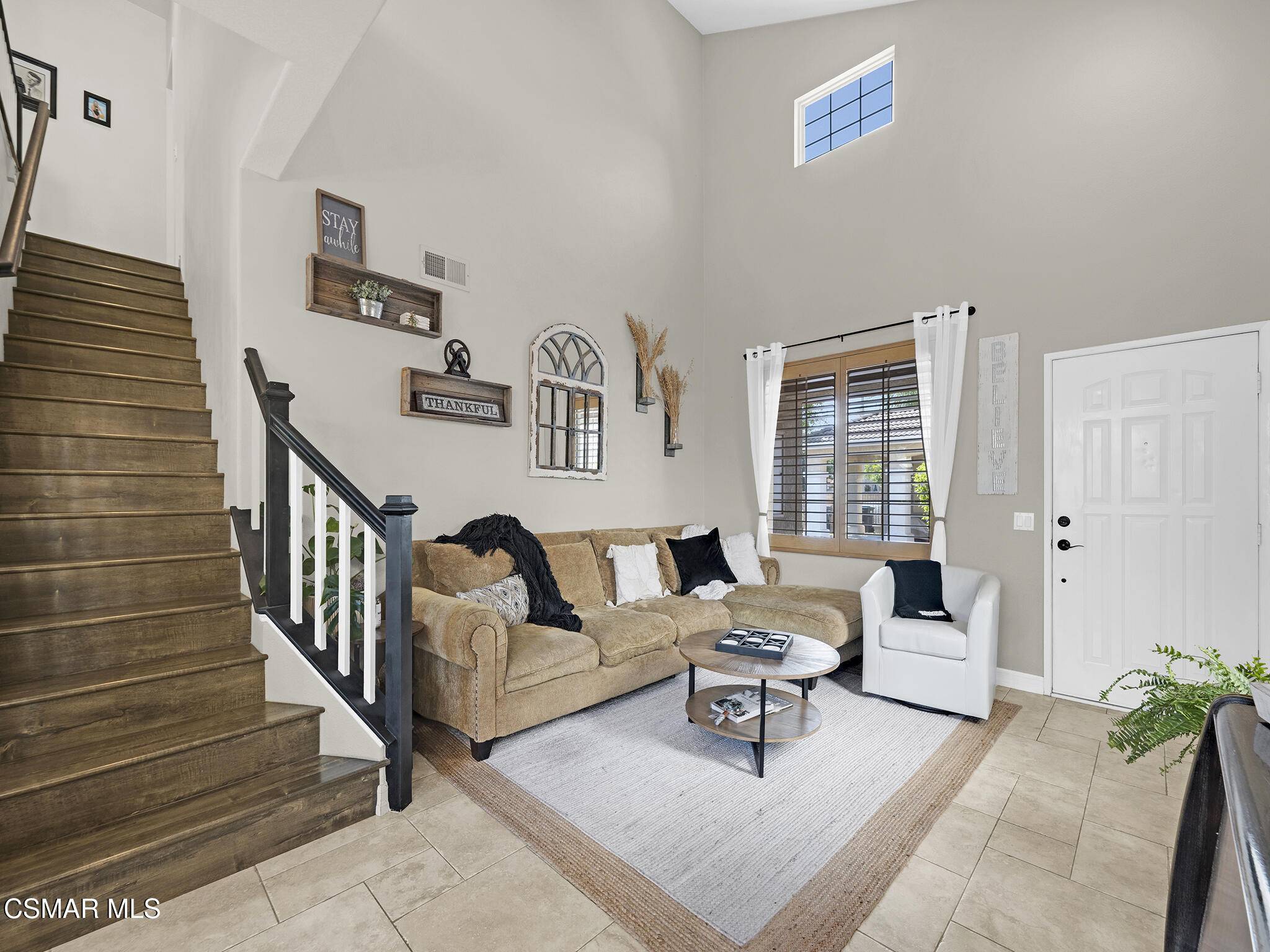 Simi Valley, CA 93065,293 Springmist Lane