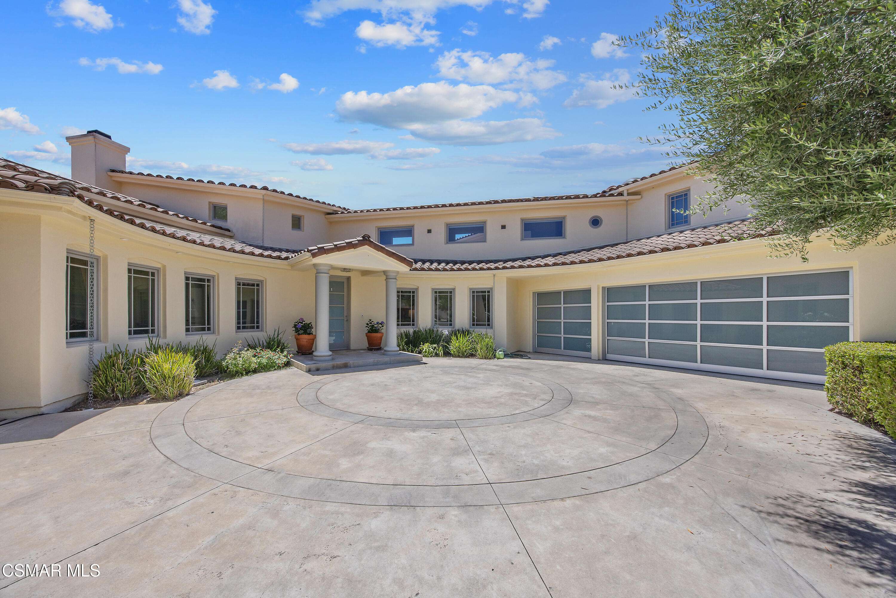 Woodland Hills, CA 91367,5908 Vista De La Luz