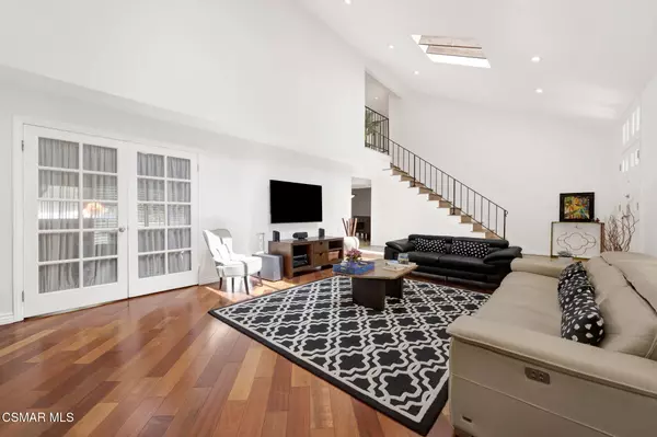 Calabasas, CA 91301,5315 Cangas Drive