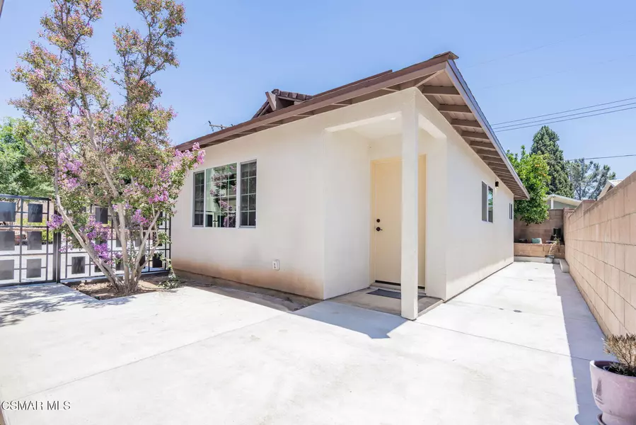 3242 Hereford Court #B, Simi Valley, CA 93063