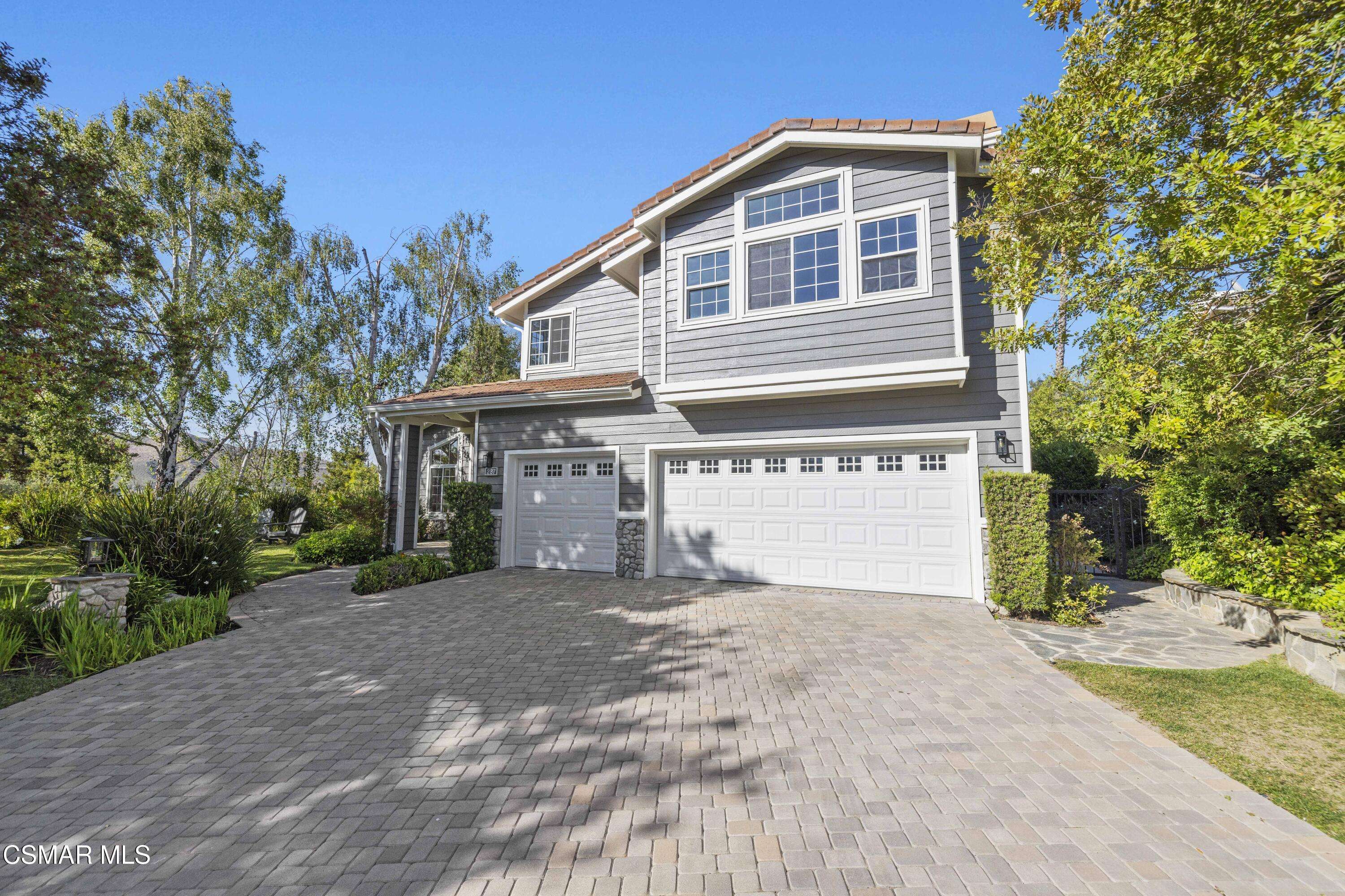 Simi Valley, CA 93065,287 Golden Fern Court