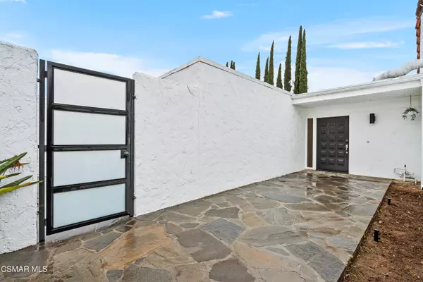 Westlake Village, CA 91361,4531 Coolhaven Court