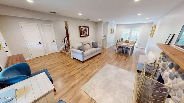 Agoura Hills, CA 91301,30621 Sandtrap Drive