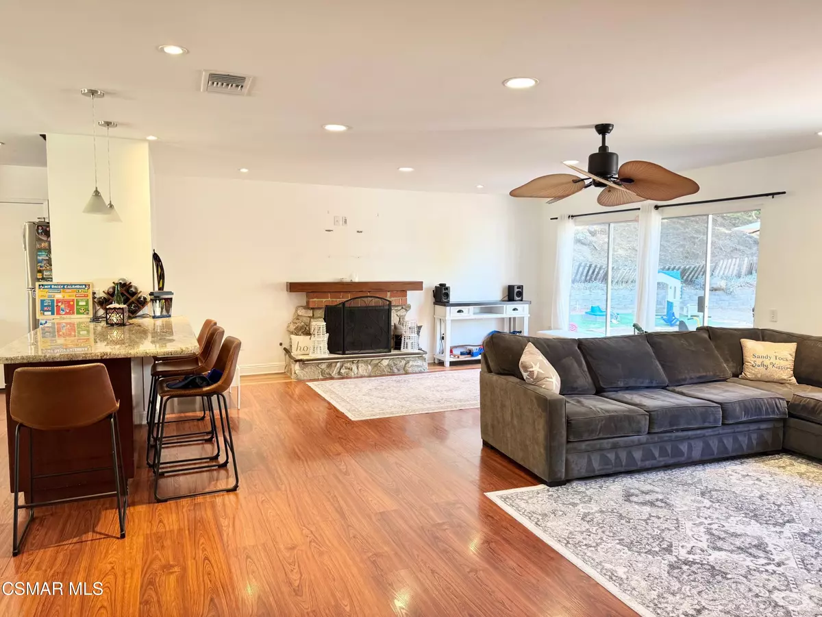 Calabasas, CA 91302,5808 Greenview Road
