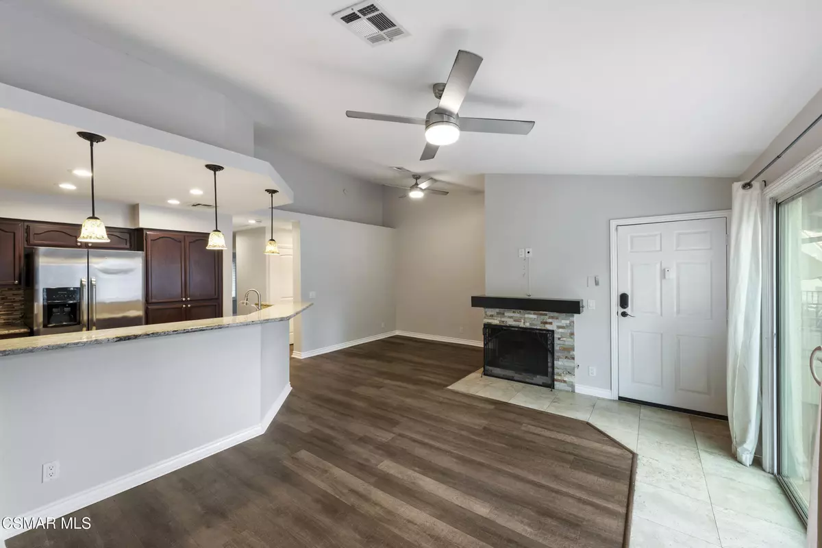 Westlake Village, CA 91362,3388 Holly Grove Street