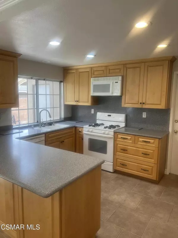 Simi Valley, CA 93065,1592 Earl Avenue