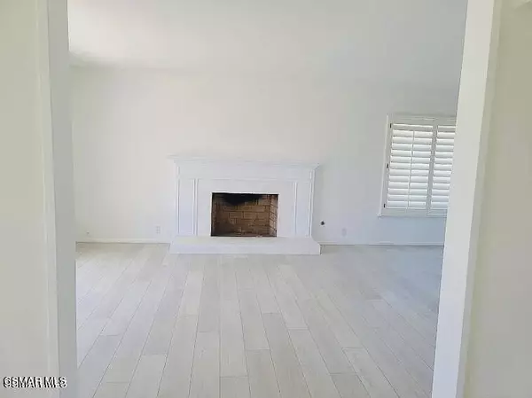 Thousand Oaks, CA 91360,1574 Norwich Avenue