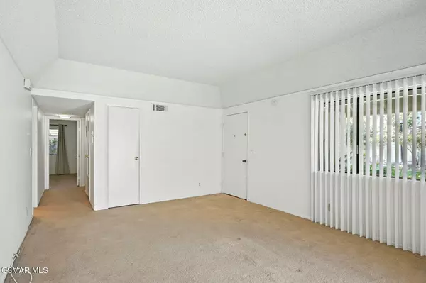 Westlake Village, CA 91361,1147 Landsburn Circle