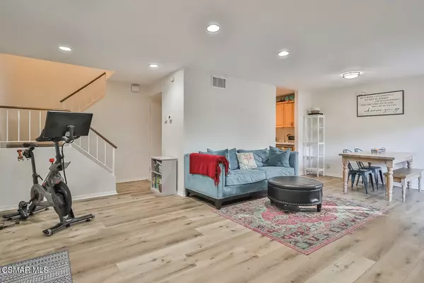 Simi Valley, CA 93063,6542 Twin Circle Lane #4
