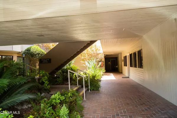 Thousand Oaks, CA 91362,141 Duesenberg Drive #1