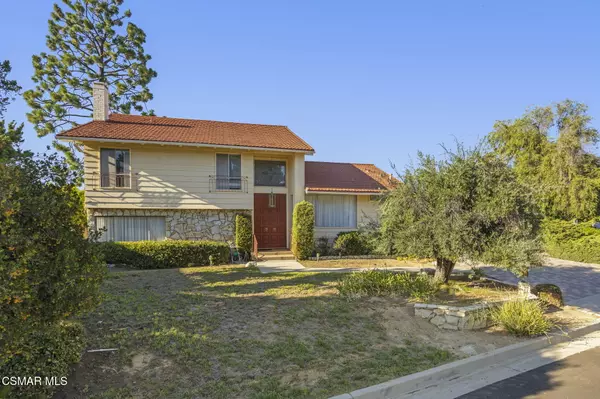 Tarzana, CA 91356,19715 Komar Drive