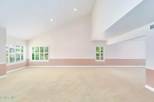 Agoura Hills, CA 91301,5506 Evita Court