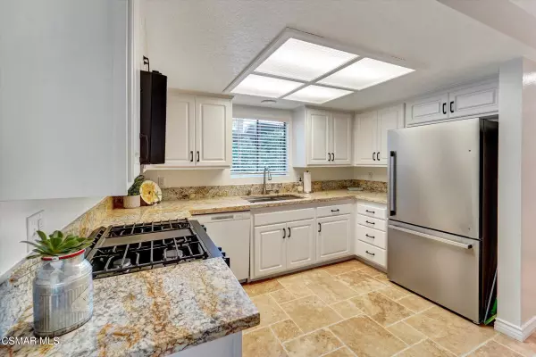 Thousand Oaks, CA 91362,1831 Foursite Lane ##10