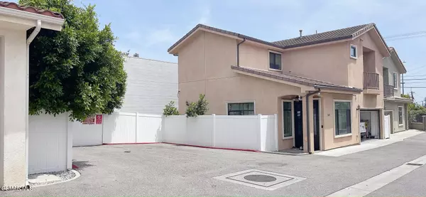 North Hollywood, CA 91605,7608 Ani Way