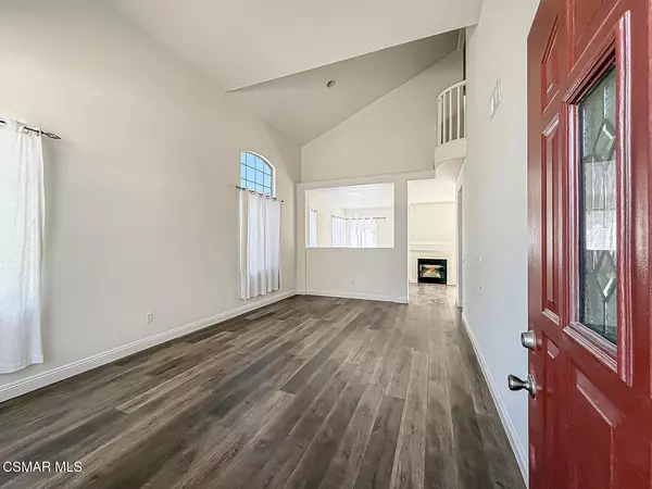 Simi Valley, CA 93065,42 Skyflower Lane