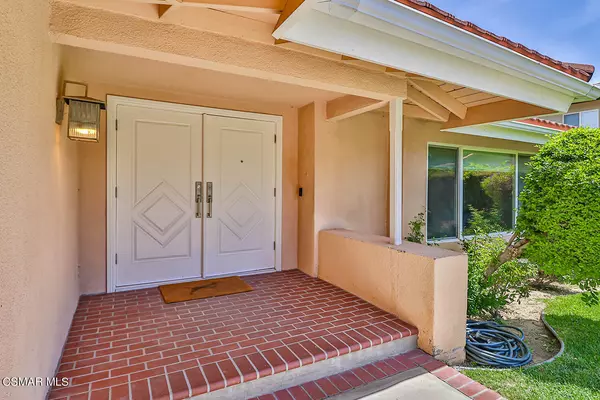 Porter Ranch, CA 91326,19051 Los Alimos Street