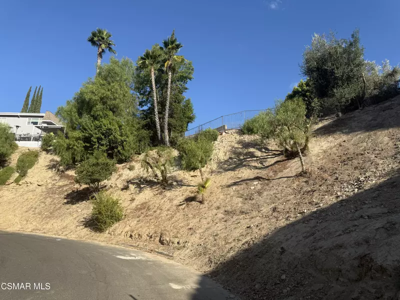 4718 N Galendo Street, Woodland Hills, CA 91364