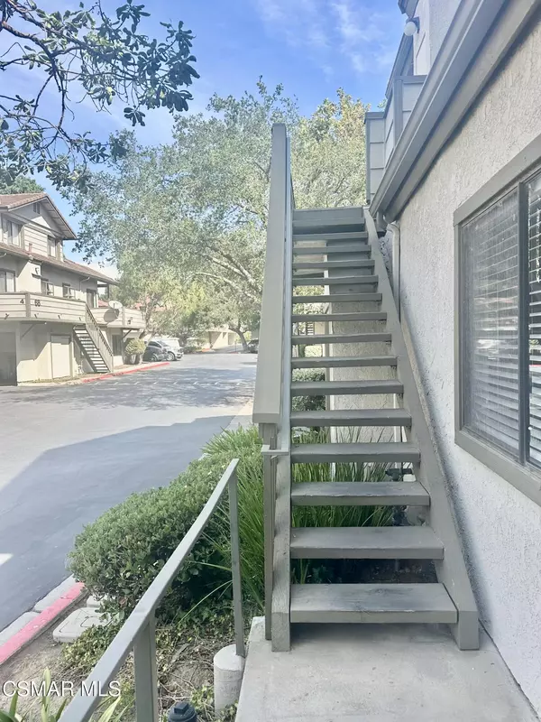 Thousand Oaks, CA 91362,56 Maegan Place #4
