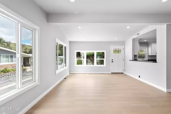 Westlake Village, CA 91361,36 Nottingham Road