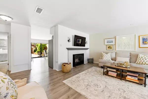 Westlake Village, CA 91361,2849 Shoreview Circle