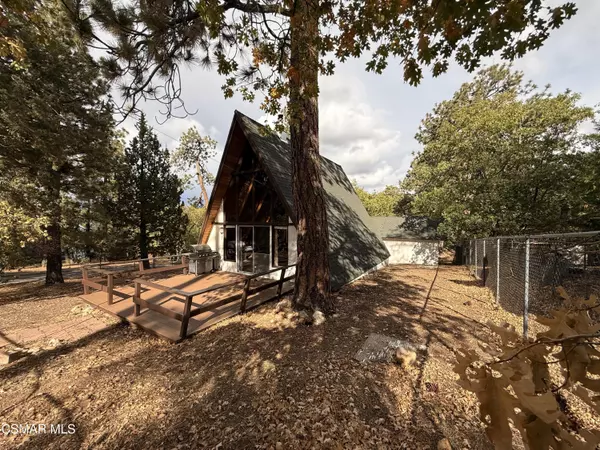 845 Sunset Lane, Sugar Loaf, CA 92386