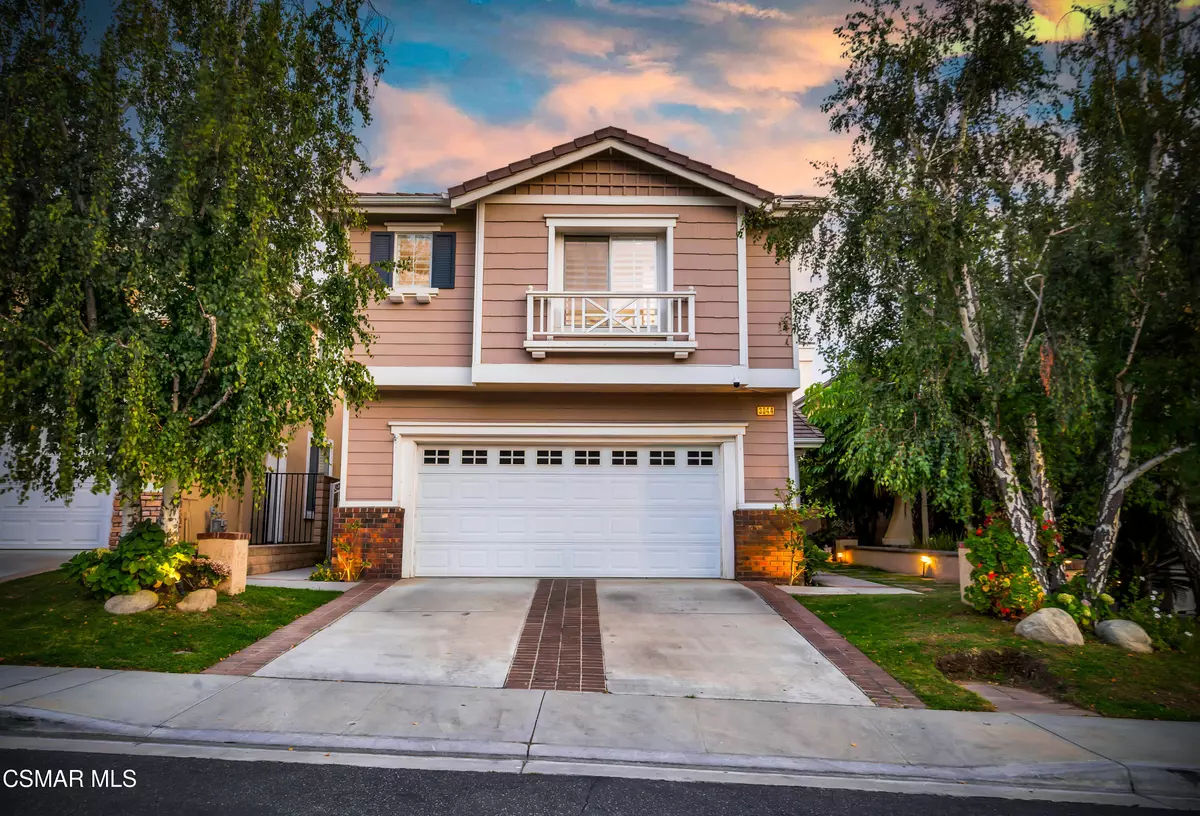 Thousand Oaks, CA 91362,3044 Ferncrest Place