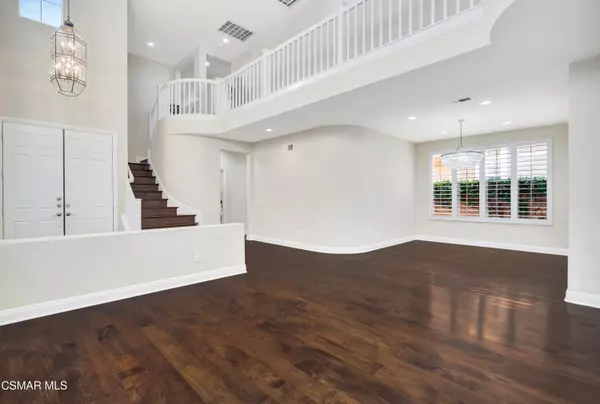 Thousand Oaks, CA 91362,3044 Ferncrest Place