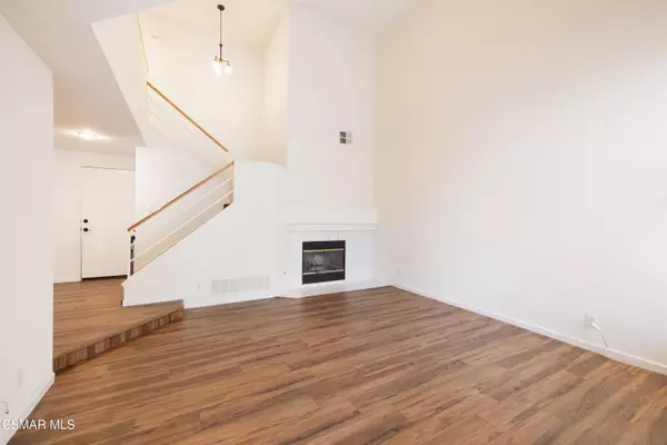 Camarillo, CA 93012,6002 Paseo Encantada