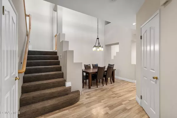 Newbury Park, CA 91320,1047 Mountain Oak Place