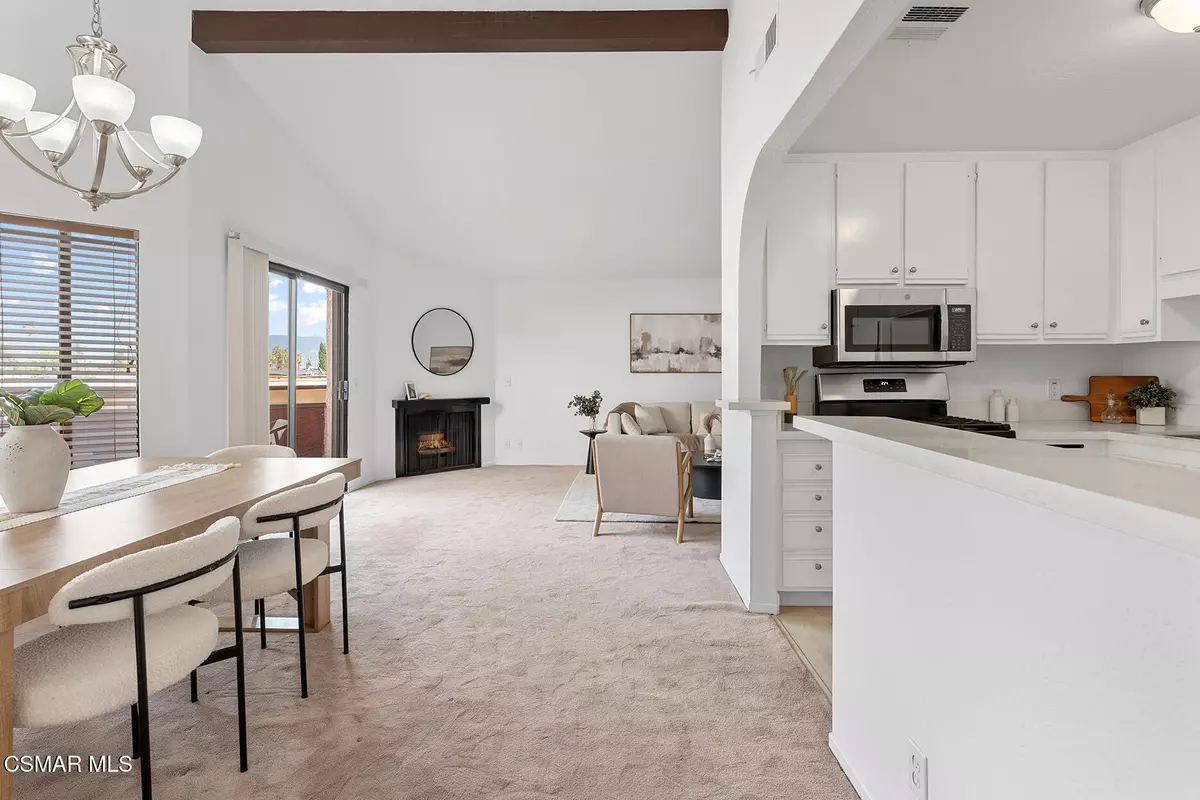 Valley Village, CA 91607,11939 Weddington Street #313