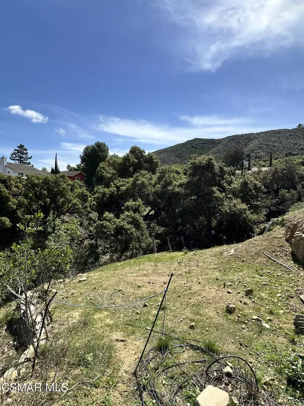 Newbury Park, CA 91320,Rudolph Drive