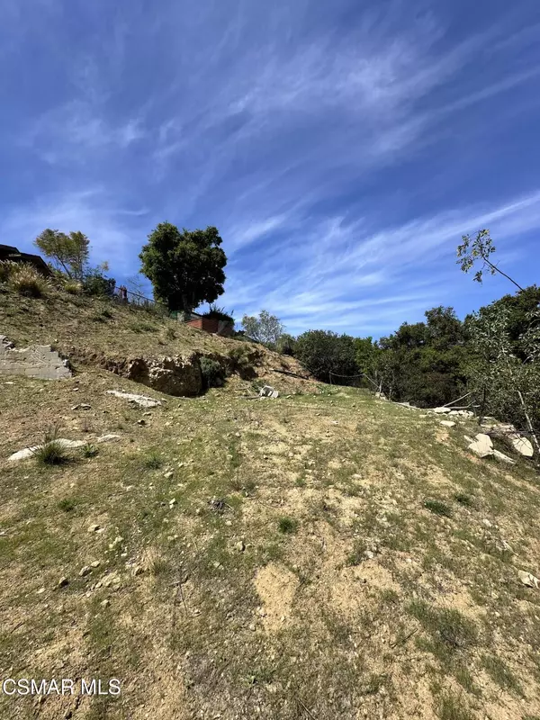 Newbury Park, CA 91320,Rudolph Drive