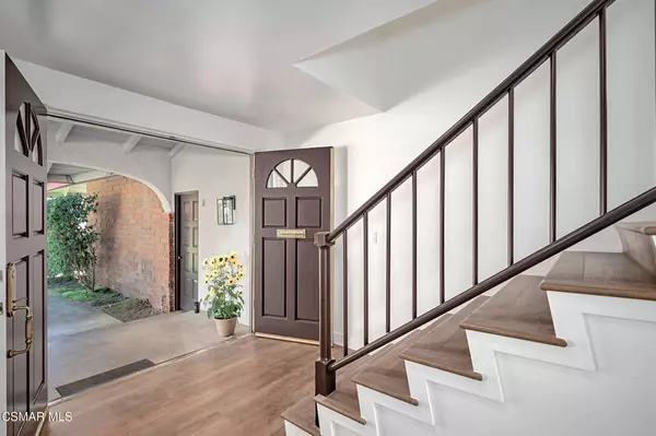 Westlake Village, CA 91361,1623 S Elmsford Place