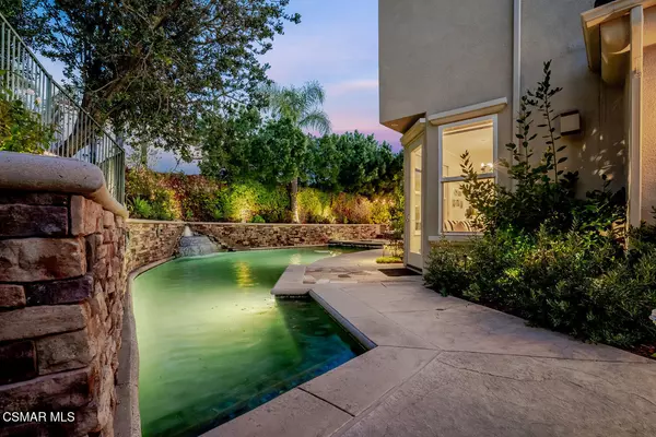 Thousand Oaks, CA 91362,3374 Country Home Court