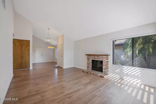 Newbury Park, CA 91320,48 Ilex Drive