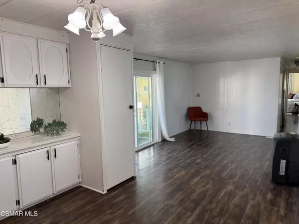 Simi Valley, CA 93063,5932 E Los Angeles Avenue #29