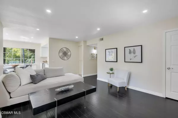 Calabasas, CA 91302,4201 Las Virgenes Road #112