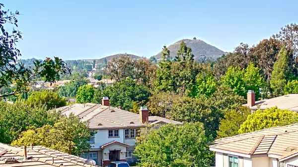 Newbury Park, CA 91320,722 Blue Oak Avenue