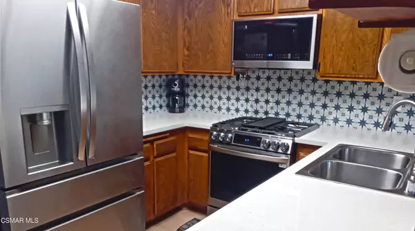 Newbury Park, CA 91320,722 Blue Oak Avenue