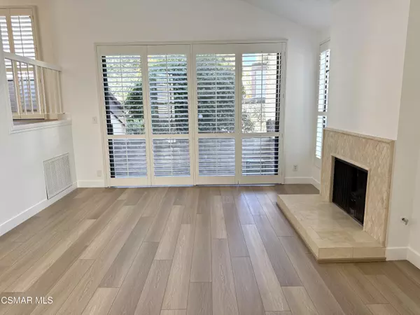 Woodland Hills, CA 91367,21801 Burbank Boulevard #77