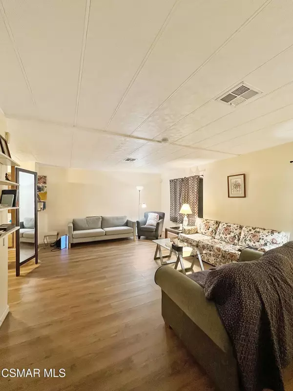 Oxnard, CA 93033,4160 Petit Drive #39