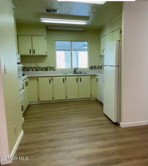 Oxnard, CA 93033,4160 Petit Drive #39