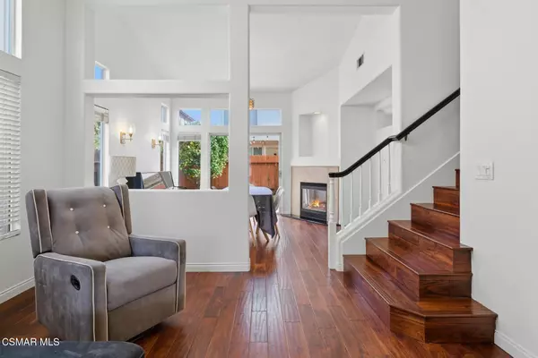 Camarillo, CA 93010,566 Avenida Magdalena