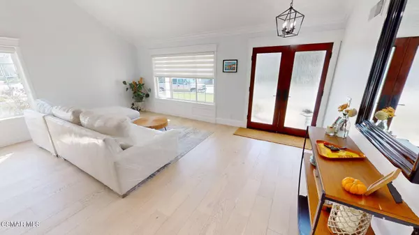 Newbury Park, CA 91320,880 Cayo Grande Court