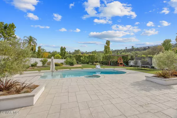 Westlake Village, CA 91361,31944 Doverwood Court