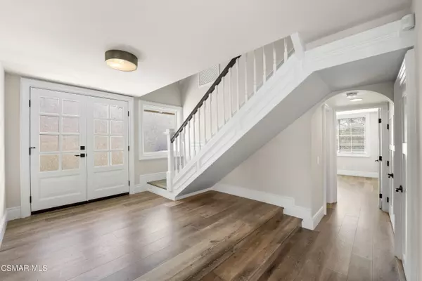 Westlake Village, CA 91361,1345 Southwind Circle