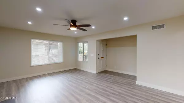 Westlake Village, CA 91361,1137 Bright Glen Circle